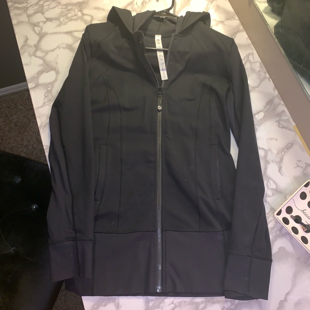 Lululemon long zip up hoodie- size 8 / M - black